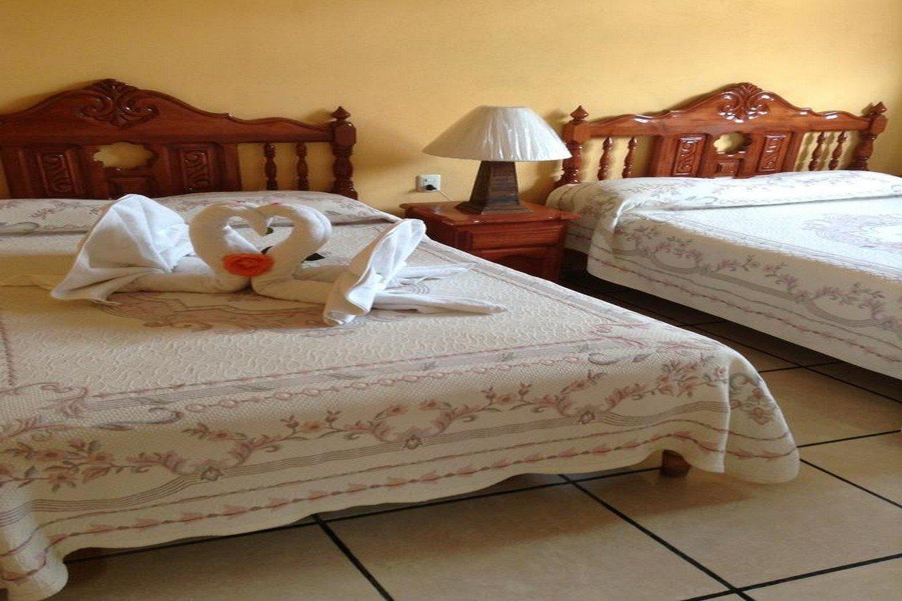 Hotel Posada Camelinas Pátzcuaro Extérieur photo