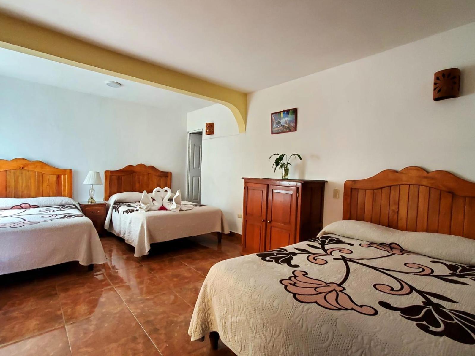Hotel Posada Camelinas Pátzcuaro Extérieur photo