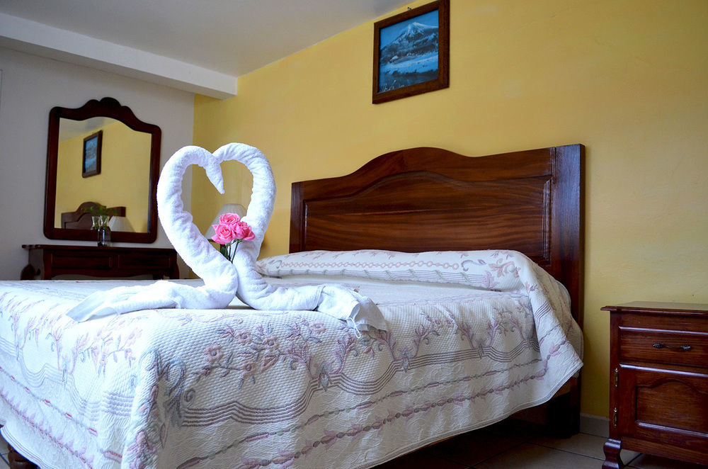 Hotel Posada Camelinas Pátzcuaro Extérieur photo